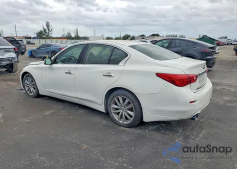 2015 Infiniti Q50 Base z USA, uszkodzony, nr VIN JN1BV7APXFM333521